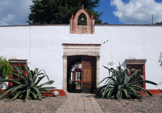 Hacienda Tour Hacienda Entrance